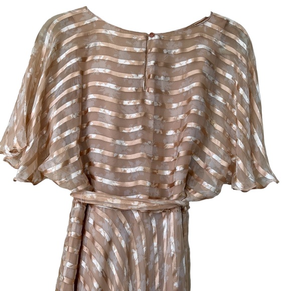 1980's The Silk Farm beige silk chiffon stripped dress, Size 6 - Picture 10 of 11